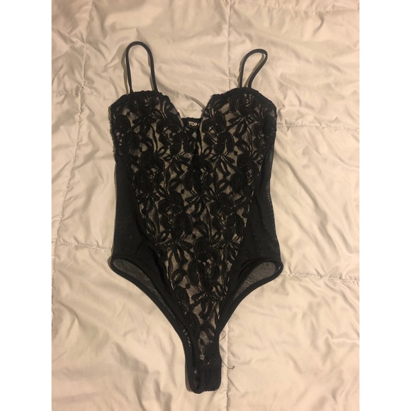 Tops - ✨4/$10✨ Black Lace Body Suit